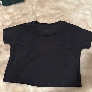 Lululemon black top